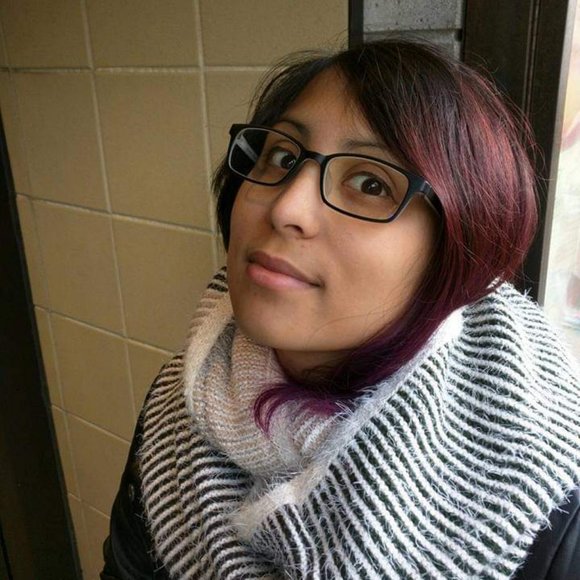 Meet your Posher, Jennifer - Picture 1 of 1